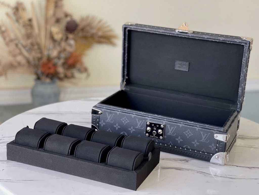 Louis Vuitton 8 watch case Monogram Canvas M20016 Black - Default Title - View 2