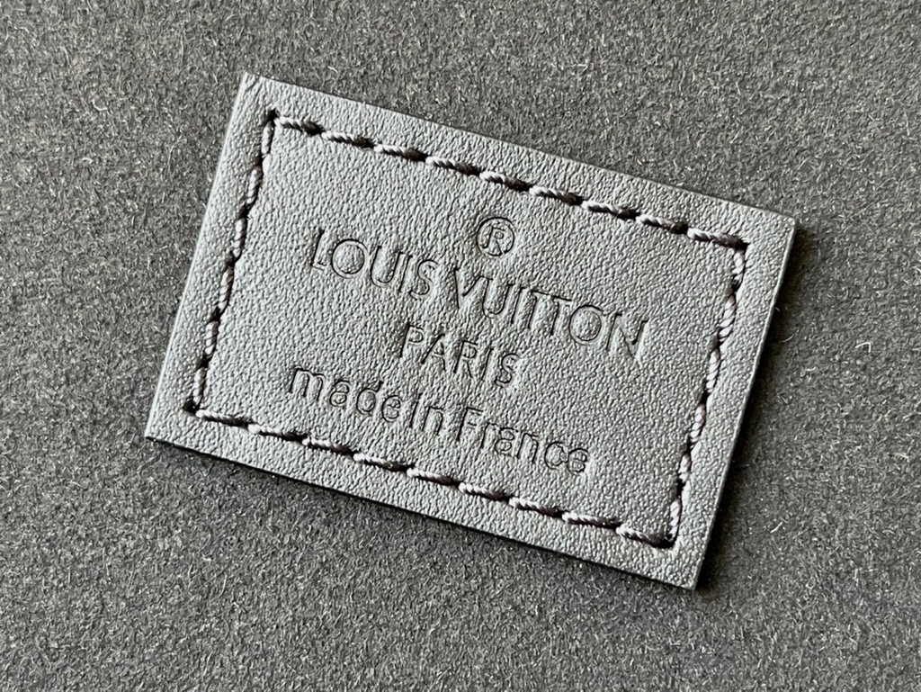 Louis Vuitton 8 watch case Monogram Canvas M20016 Black - Default Title - View 9