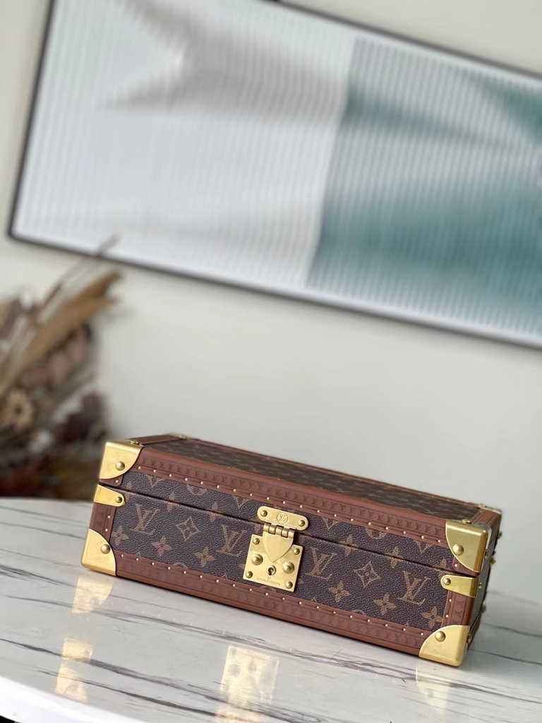 Louis Vuitton 8 watch case Monogram Canvas M20016 - Default Title - View 3