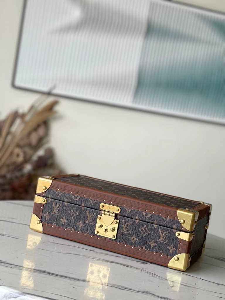 Louis Vuitton 8 watch case Monogram Canvas M20039 - Default Title - View 3