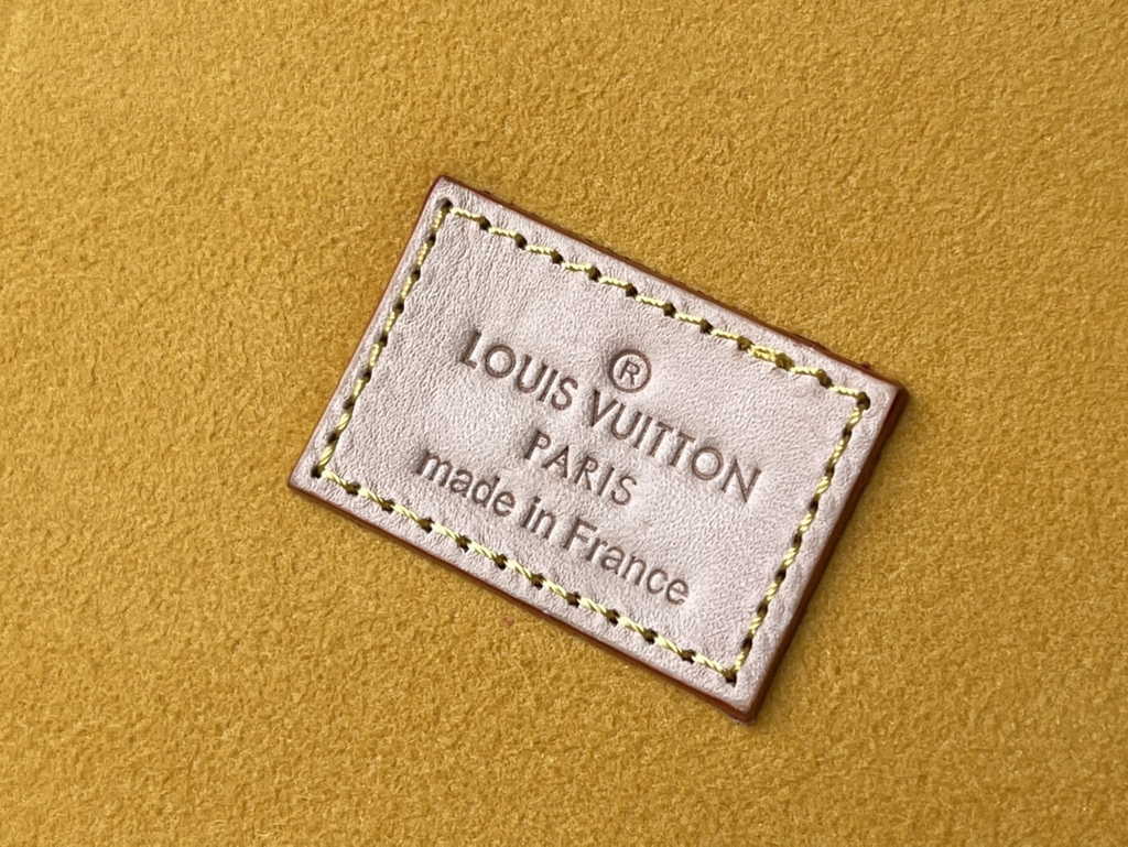 Louis Vuitton 8 watch case Monogram Canvas M47641 Yellow - Default Title - View 5