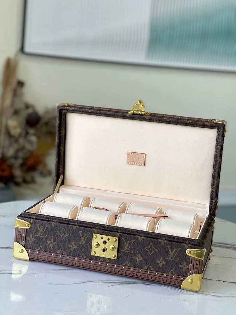 Louis Vuitton 8 watch case Monogram Canvas M47641 - Default Title - View 1