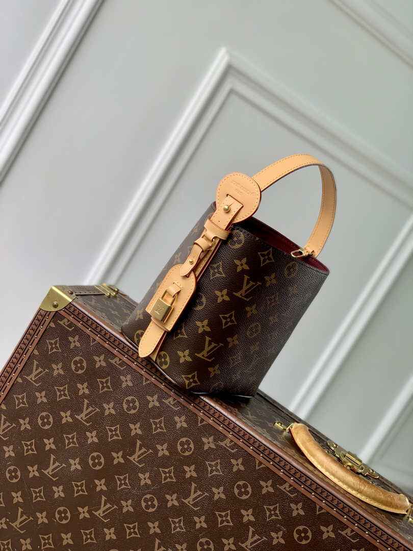 Louis Vuitton All In BB M12925 Monogram canvas