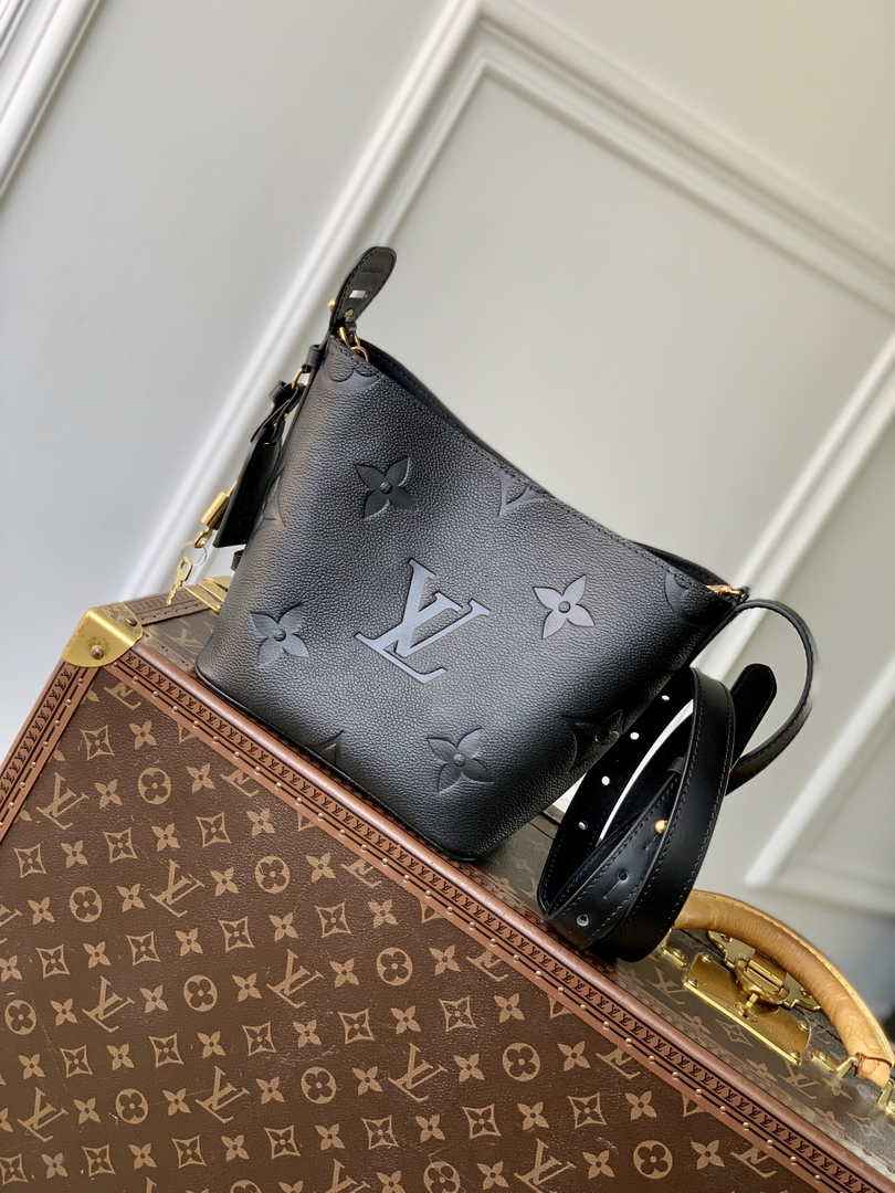 Louis Vuitton All In BB M13480 Black Leather