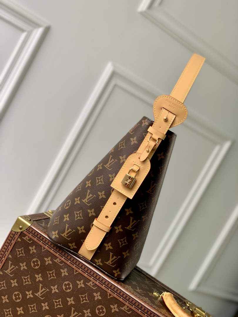 Louis Vuitton All In GM Bag M12926 Monogram canvas