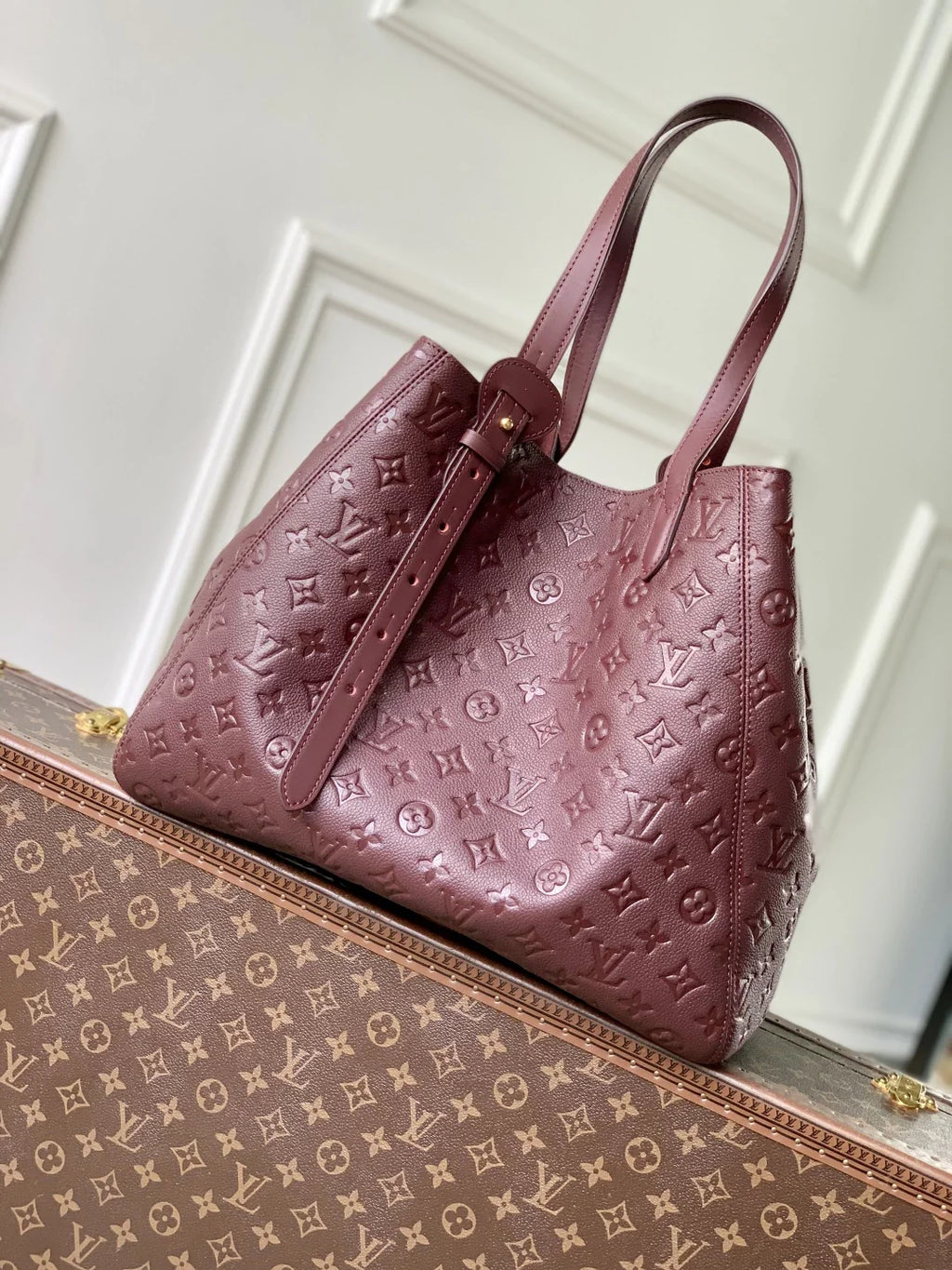 Louis Vuitton All In One MM Bag, M25888 Red Cowhide leather