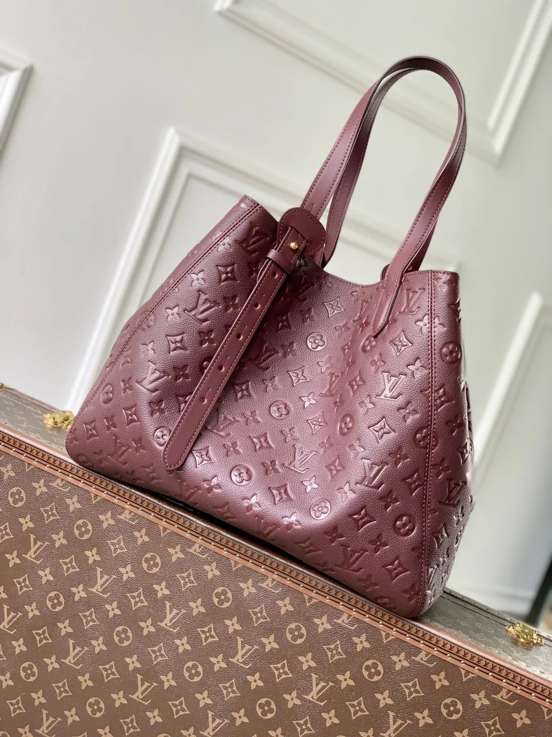 Louis Vuitton All In One MM Bag, M25888 Red Cowhide leather