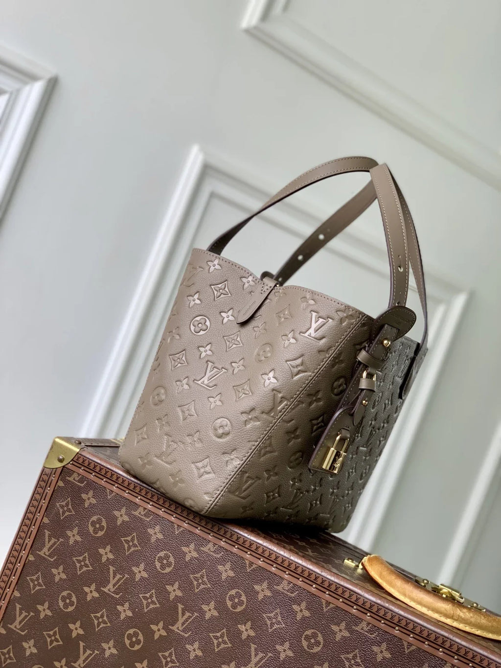 Louis Vuitton All In One PM Bag, M25890 Khaki Cowhide leather