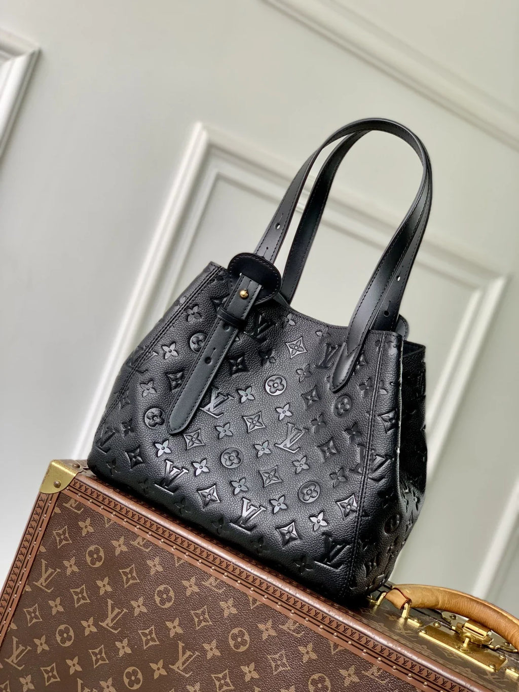 Louis Vuitton All In One PM Bag, M25858 Black Cowhide leather