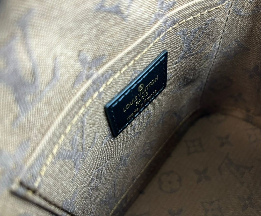Louis Vuitton Alma Backpack M25103 Black Epi grained leather
