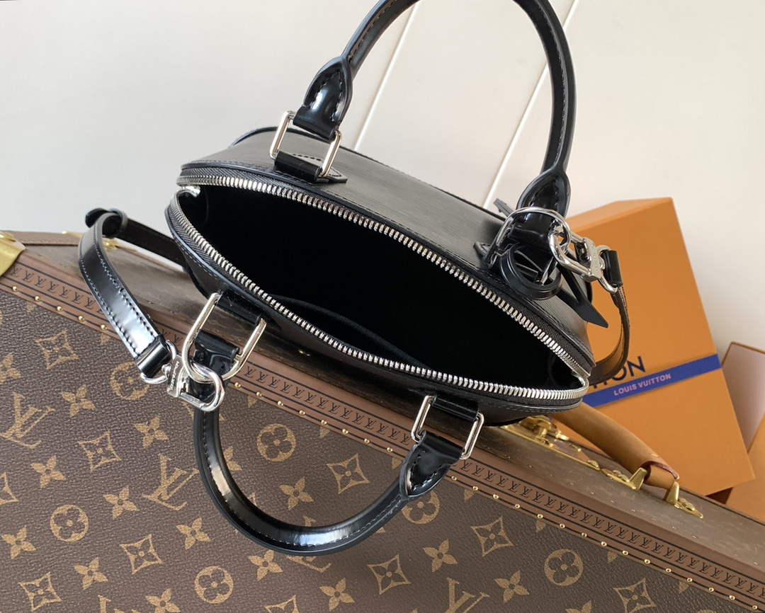 Louis Vuitton Alma BB M24645 Black Epi Leather Gold Hardware