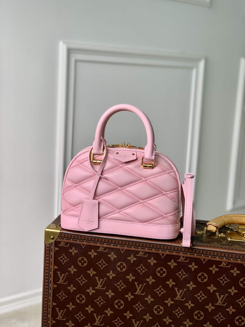 Louis Vuitton Alma BB M23666 Pink Lamb leather Gold Hardware