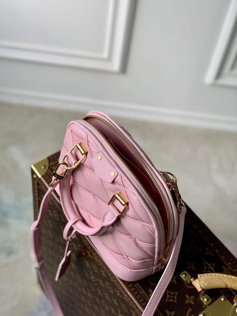 Louis Vuitton Alma BB M23666 Pink Lamb leather Gold Hardware