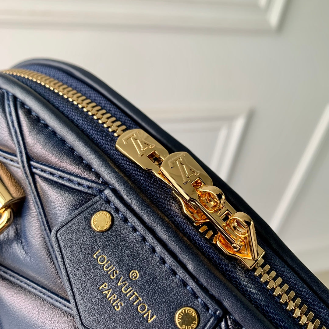 Louis Vuitton Alma BB M23666 Navy Blue Lamb leather Gold Hardware