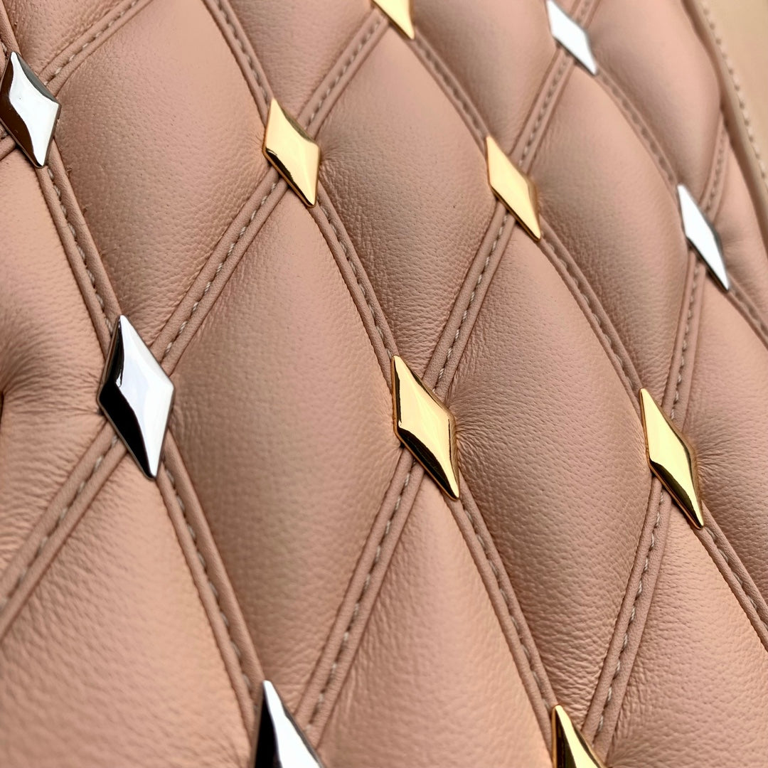 Louis Vuitton Alma BB M24153 Beige Lamb leather Gold Hardware