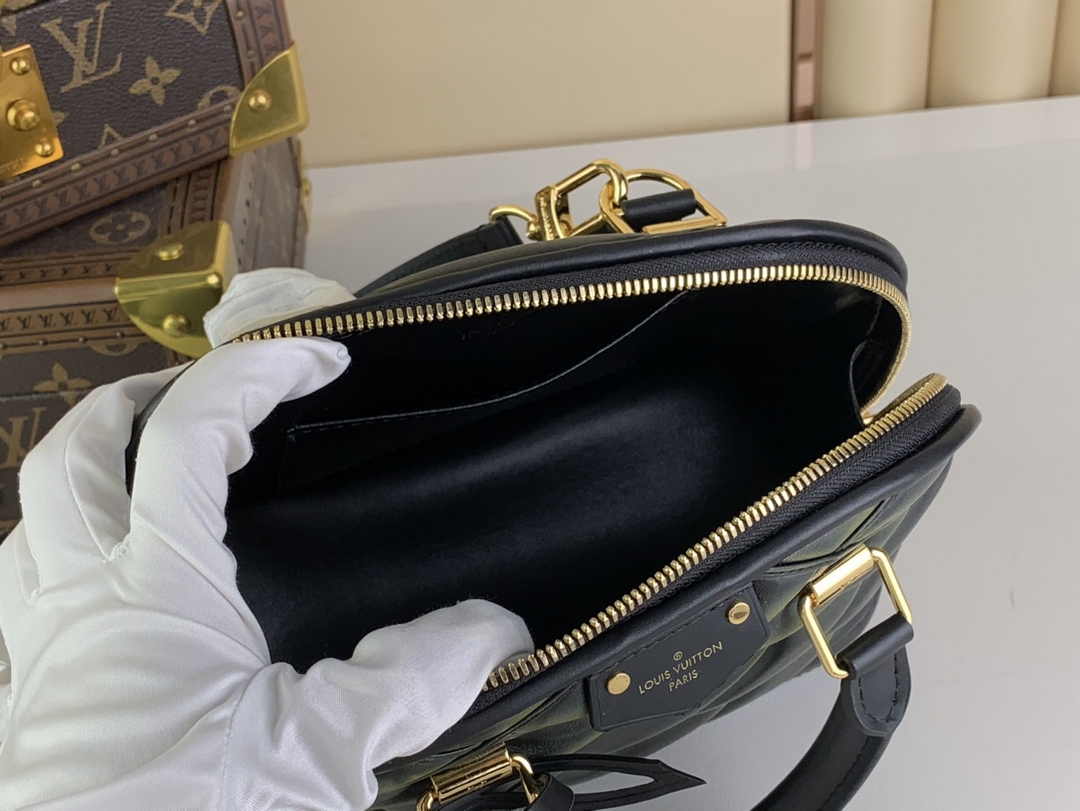 Louis Vuitton Alma BB Mini Top Handle Bag M23576 Beige Lamb leather
