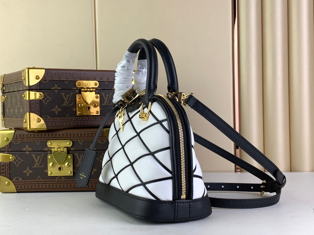 Louis Vuitton Alma BB Mini Top Handle Bag M23761 White Lamb leather