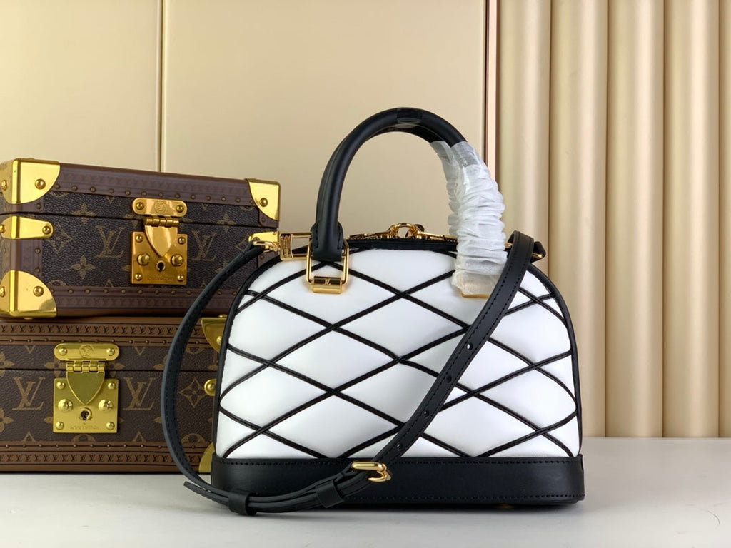 Louis Vuitton Alma BB Mini Top Handle Bag M23761 White Lamb leather