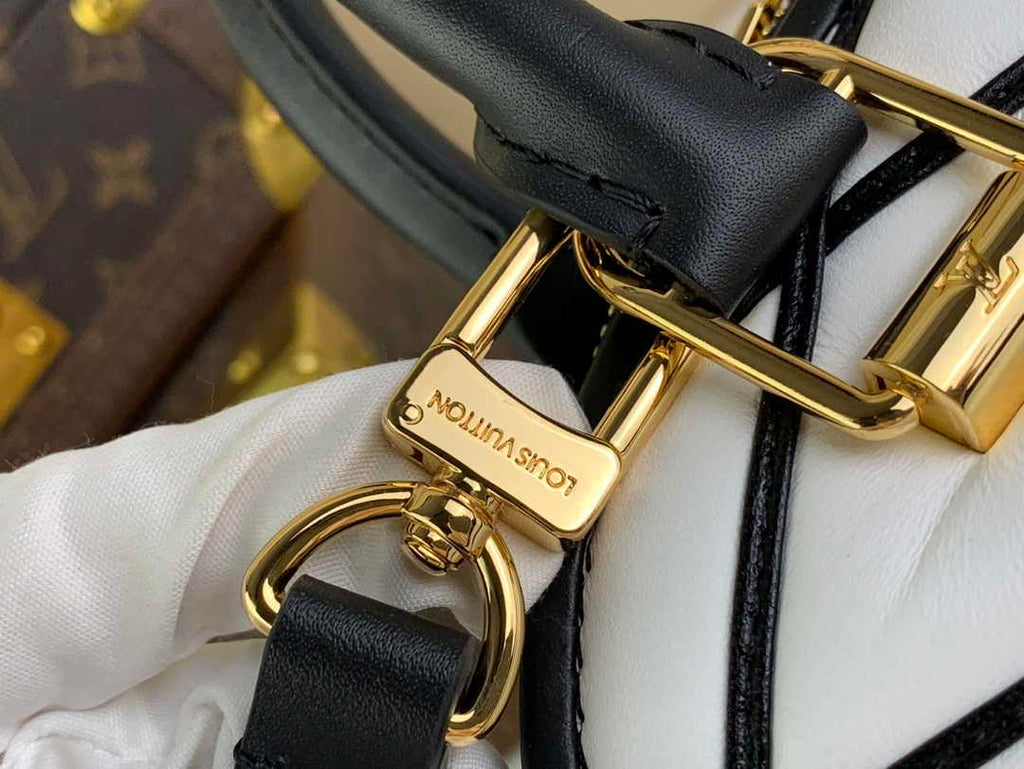 Louis Vuitton Alma BB Mini Top Handle Bag M23761 White Lamb leather