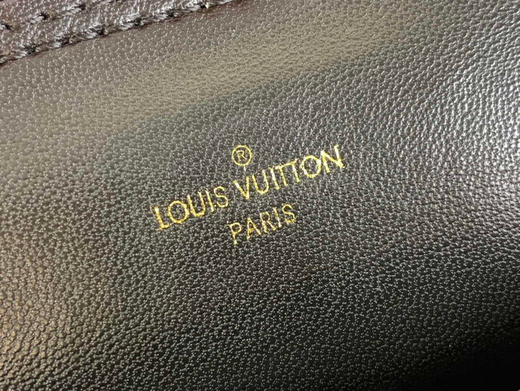 Louis Vuitton Alma BB Mini Top Handle Bag M23761 White Lamb leather