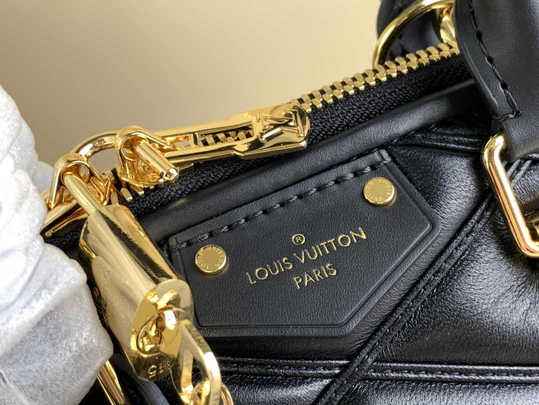 Louis Vuitton Alma BB Mini Top Handle Bag M23666 Black Lamb leather