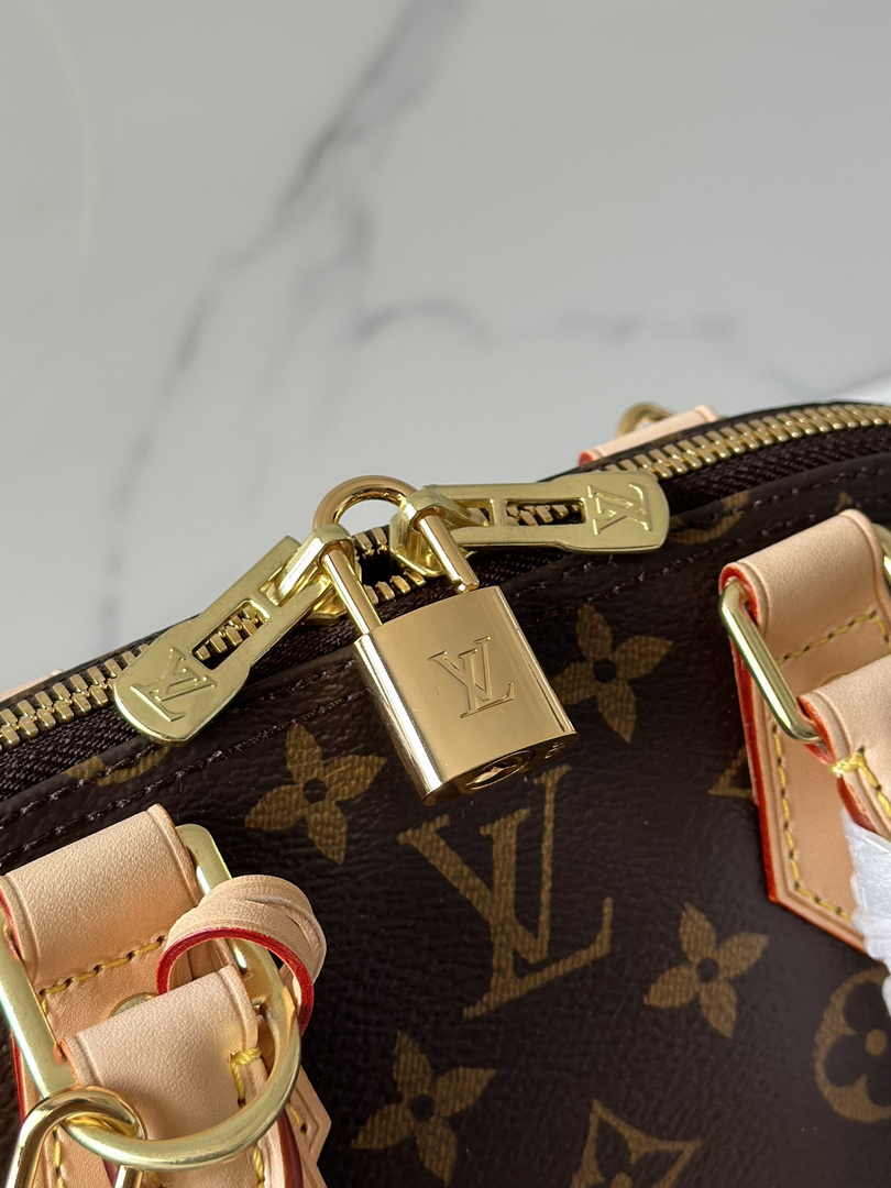 Louis Vuitton Alma BB Mini Top Handle Bag M53152 Monogram canvas