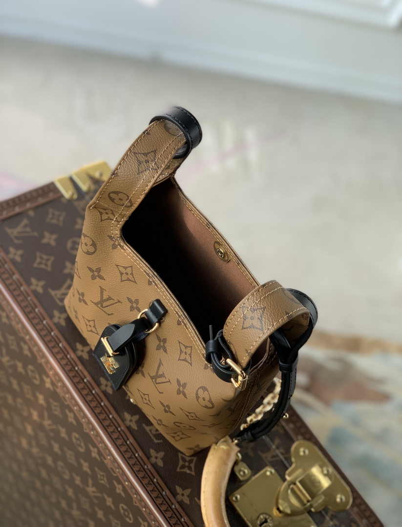 Louis Vuitton Atlantis BB Bag M46816 Other Monogram Canvas - Default Title - View 5
