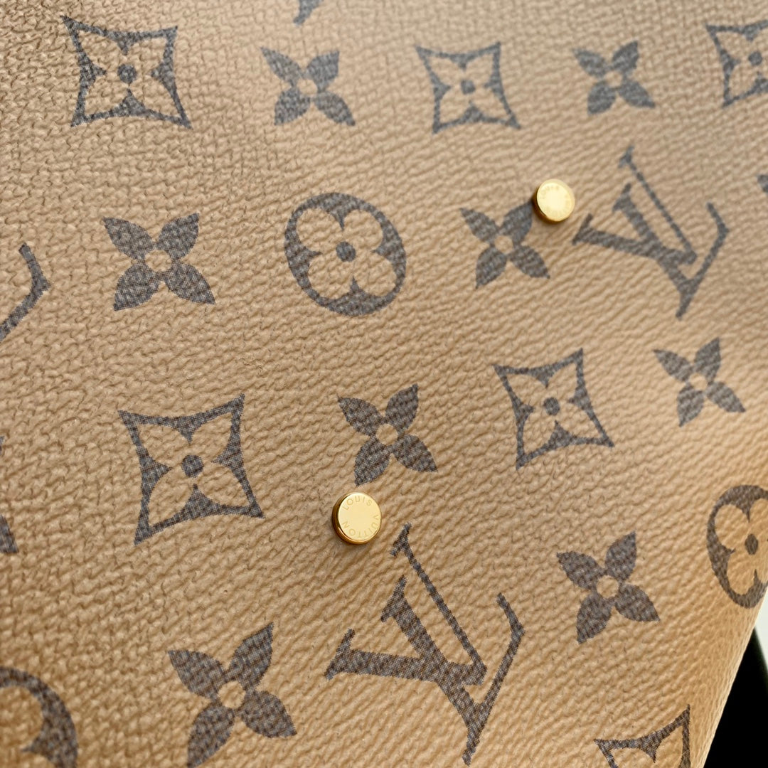 Louis Vuitton Atlantis GM Bag M46821 Other Monogram Canvas - Default Title - View 8