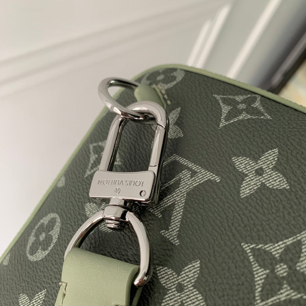 Louis Vuitton Avenue Slingbag M11702 Khaki Green Monogram canvas - Default Title - View 7