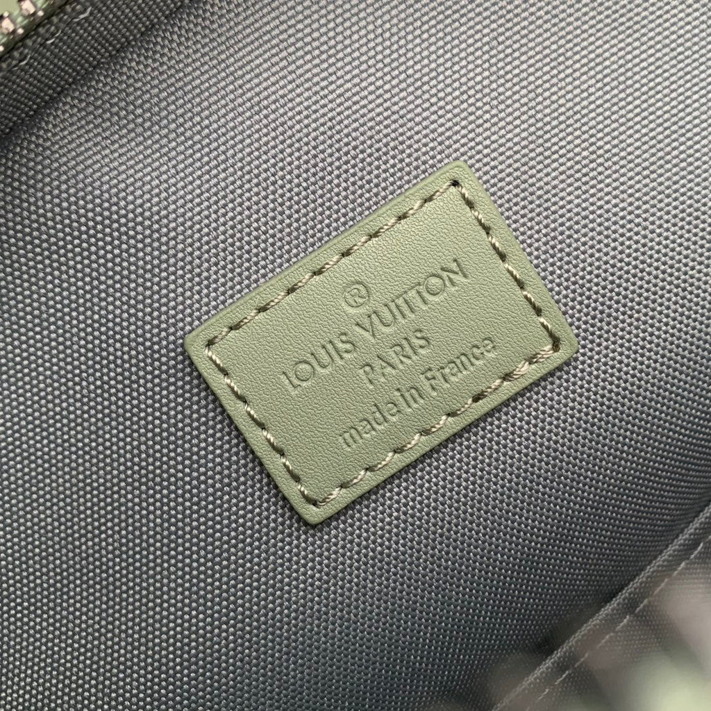 Louis Vuitton Avenue Slingbag M11702 Khaki Green Monogram canvas - Default Title - View 9