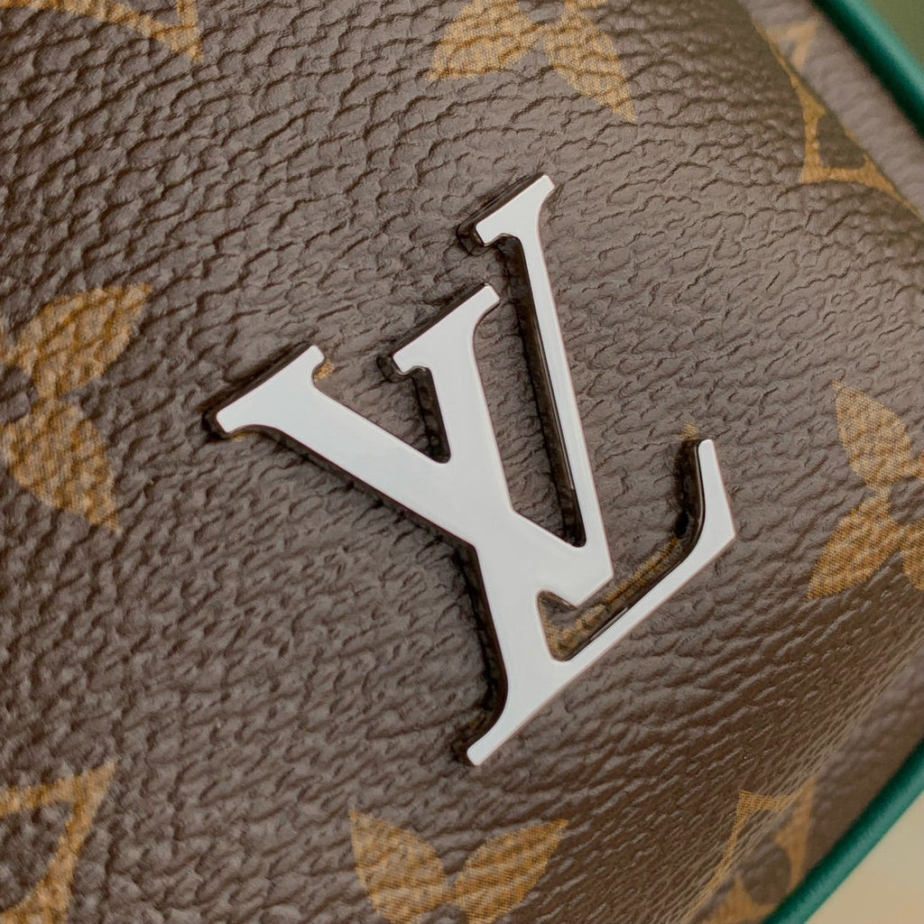 Louis Vuitton Avenue Slingbag M12734 Borneo Green Monogram canvas
