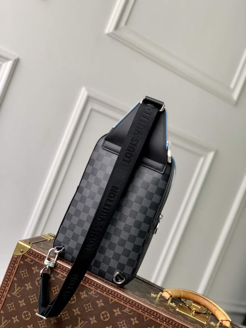 Louis Vuitton Avenue Slingbag N00086 Blue Damier canvas
