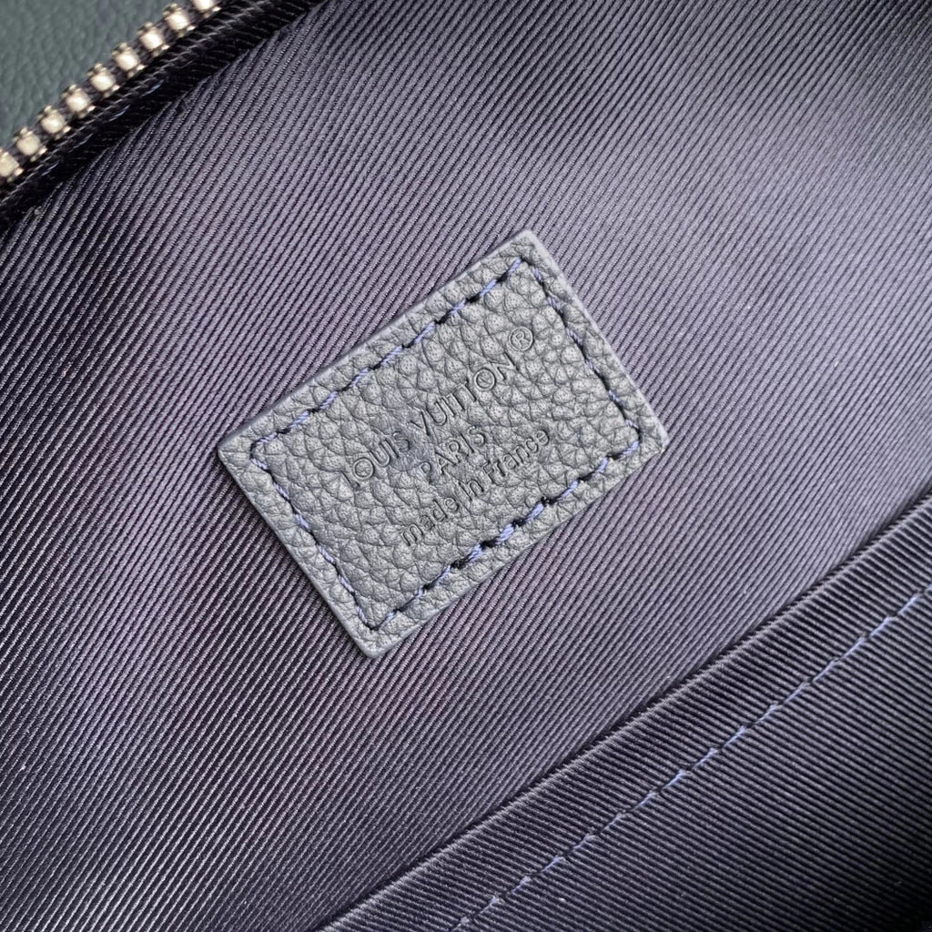 Louis Vuitton Avenue Slingbag PM Bag M15269 Blue calfskin - Default Title - View 8