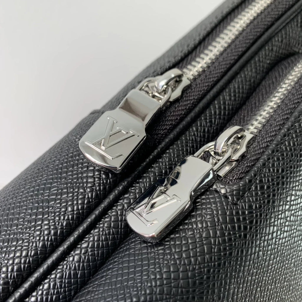 Louis Vuitton Avenue Slingbag Bag M30863 Black Leather - Default Title - View 6