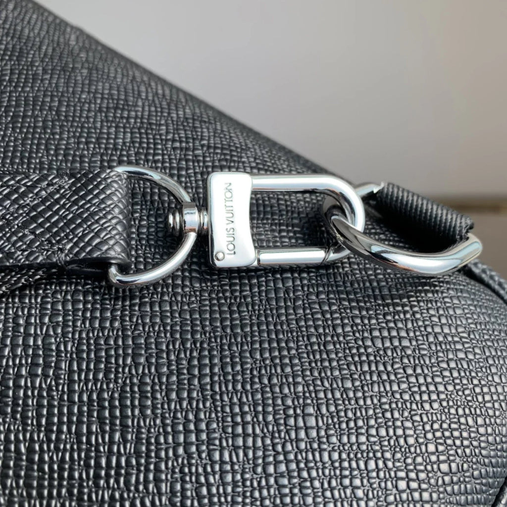 Louis Vuitton Avenue Slingbag Bag M30863 Black Leather - Default Title - View 7