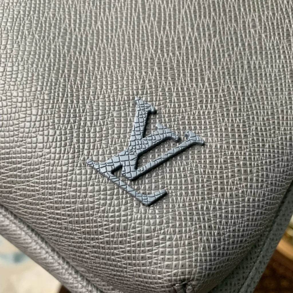 Louis Vuitton Avenue Slingbag Bag M30863 Gray Leather - Default Title - View 5