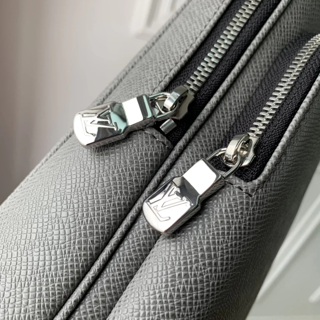 Louis Vuitton Avenue Slingbag Bag M30863 Gray Leather