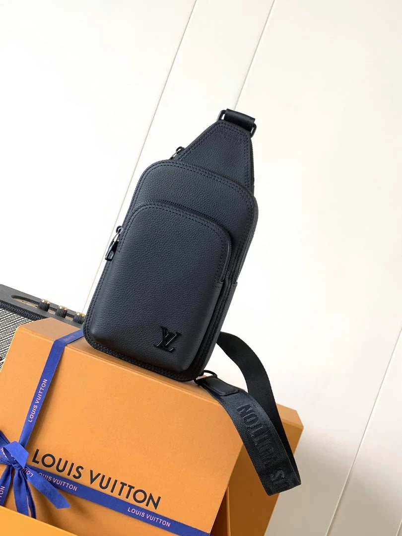Louis Vuitton Avenue Slingbag PM Bag M15255 Black calfskin - Default Title - View 1