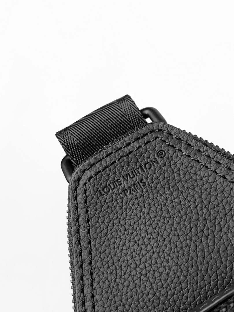 Louis Vuitton Avenue Slingbag PM Bag M15255 Black calfskin - Default Title - View 7