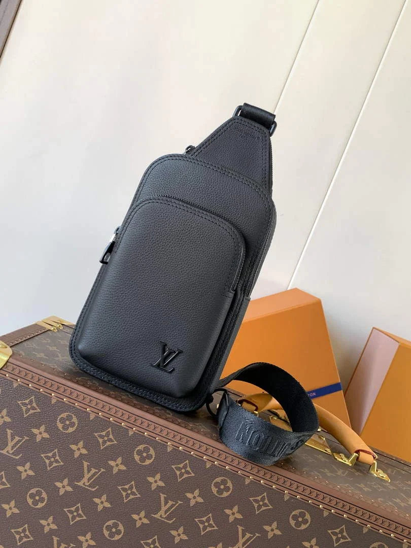 Louis Vuitton Avenue Slingbag PM Bag M15255 Black calfskin - Default Title - View 2