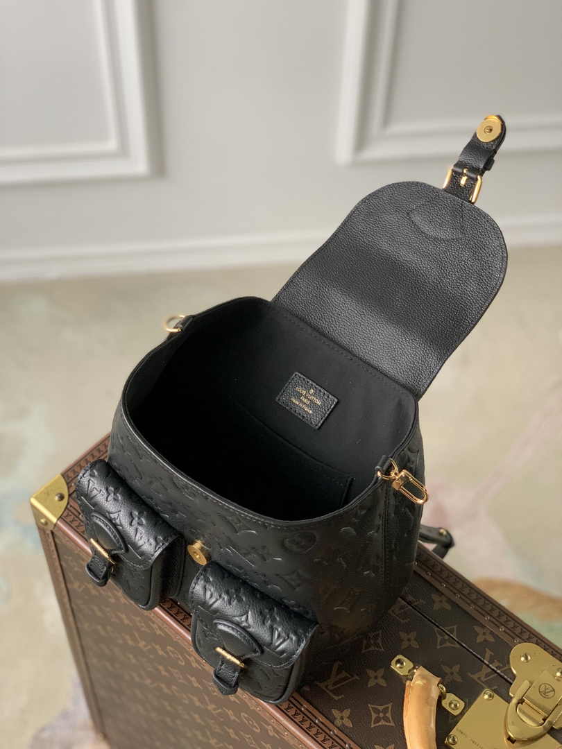 Louis Vuitton Backup M47072 Black Monogram Leather