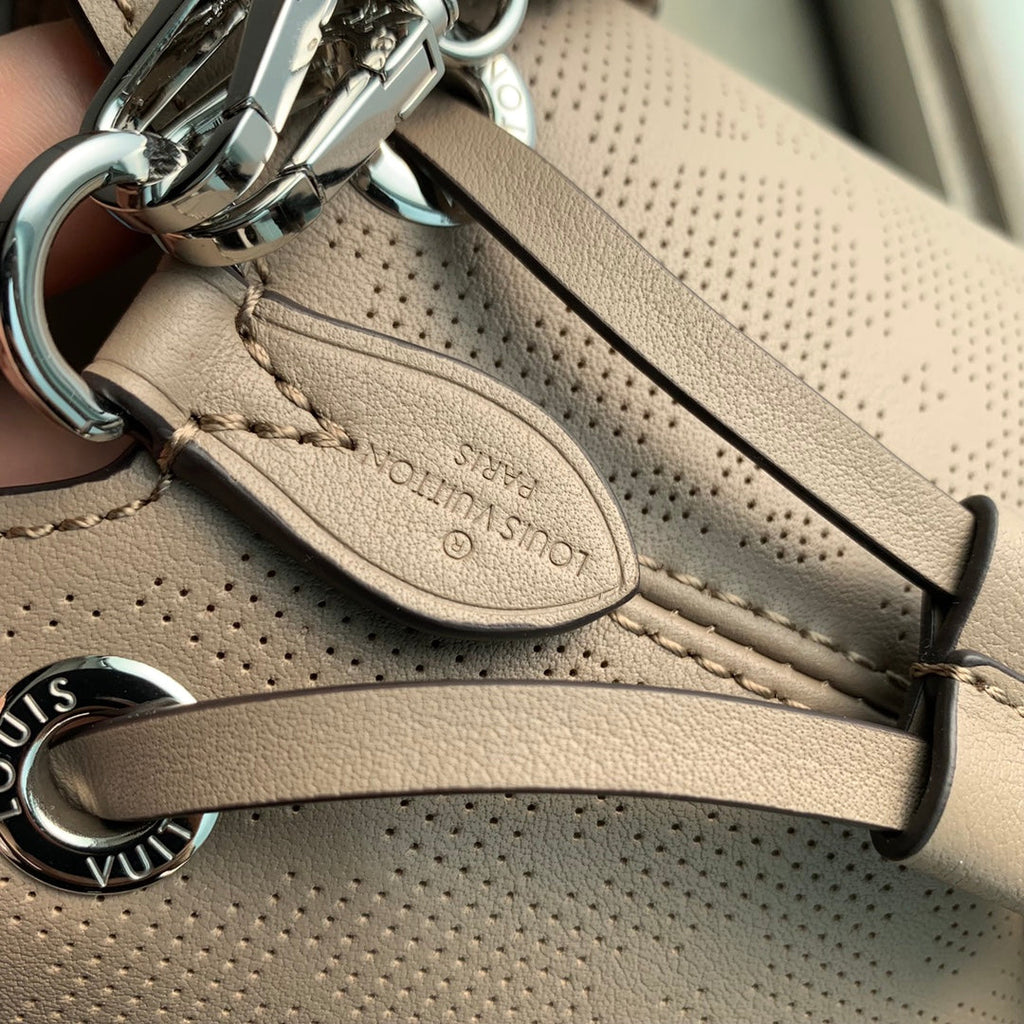 Louis Vuitton Bella Bag M21886 - Default Title - View 6