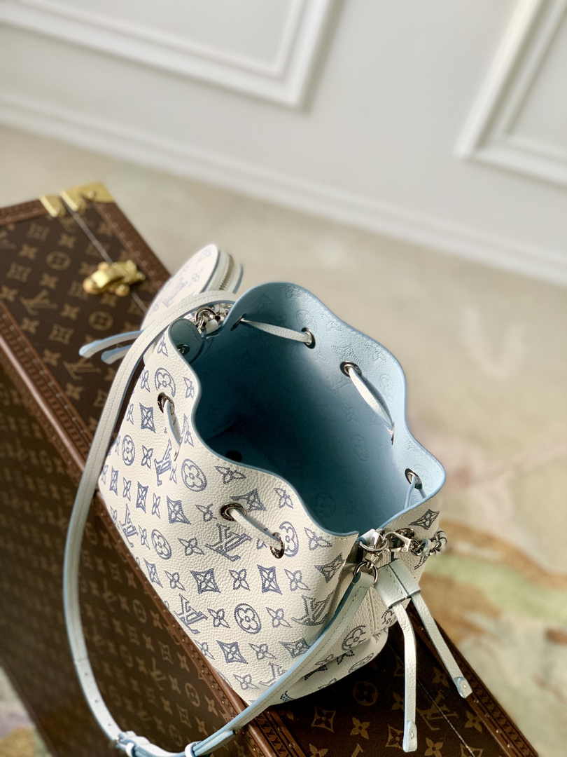 Louis Vuitton Bella Bag M11736 - Default Title - View 9