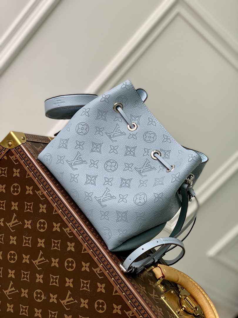 Louis Vuitton Bella Bag M21144 Blue - Default Title - View 2