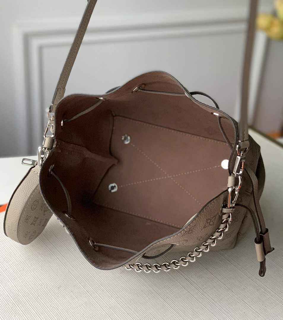 Louis Vuitton Bella Bag M57201 - Default Title - View 4