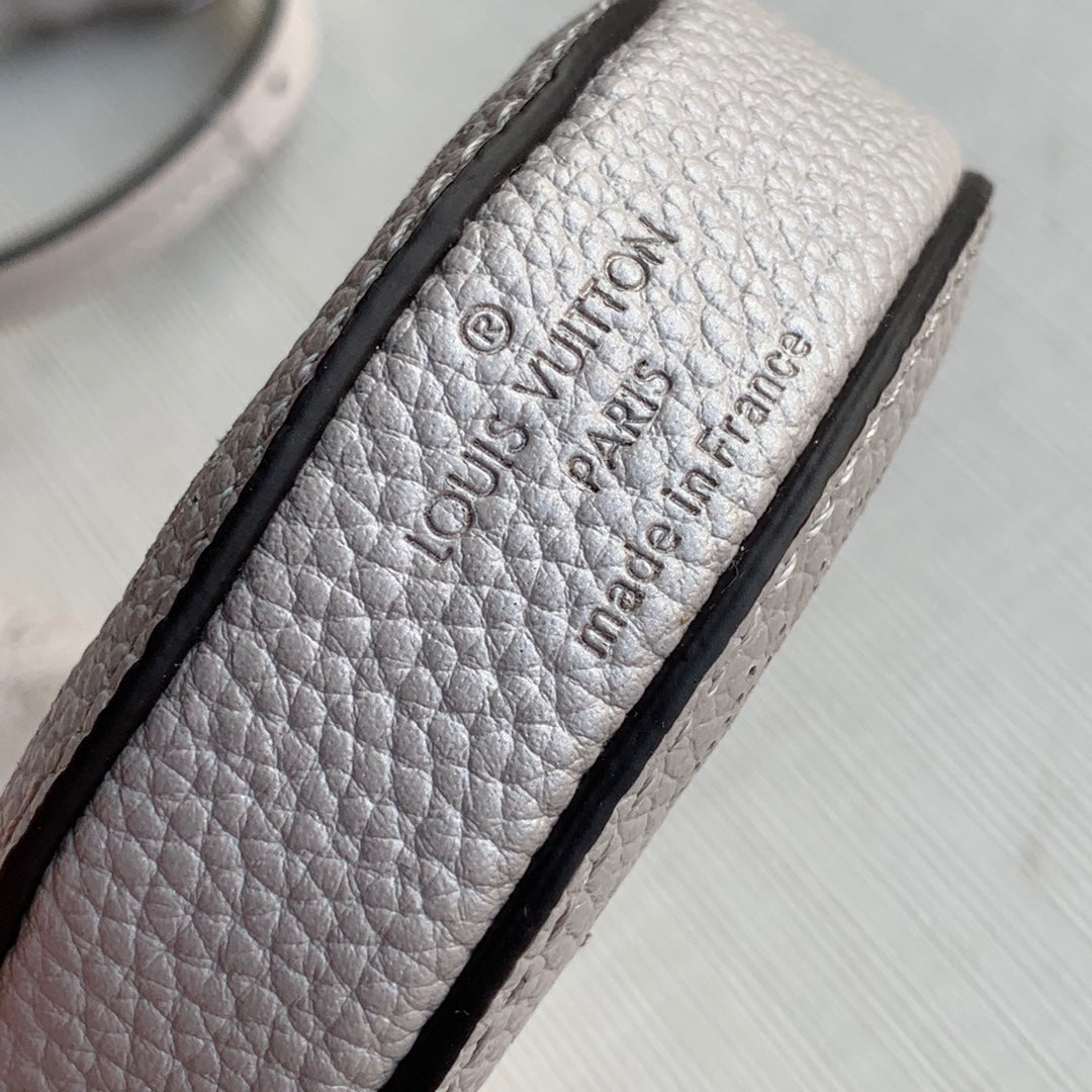 Louis Vuitton Bella Bag M58791 - Default Title - View 8