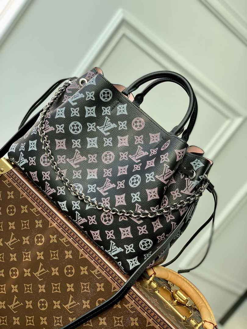Louis Vuitton Bella Tote M21107 Black Mahina Calfskin