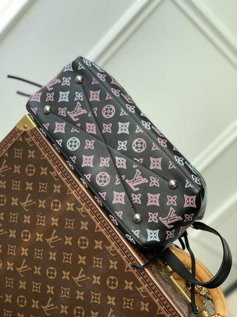 Louis Vuitton Bella Tote M21107 Black Mahina Calfskin - Default Title - View 4