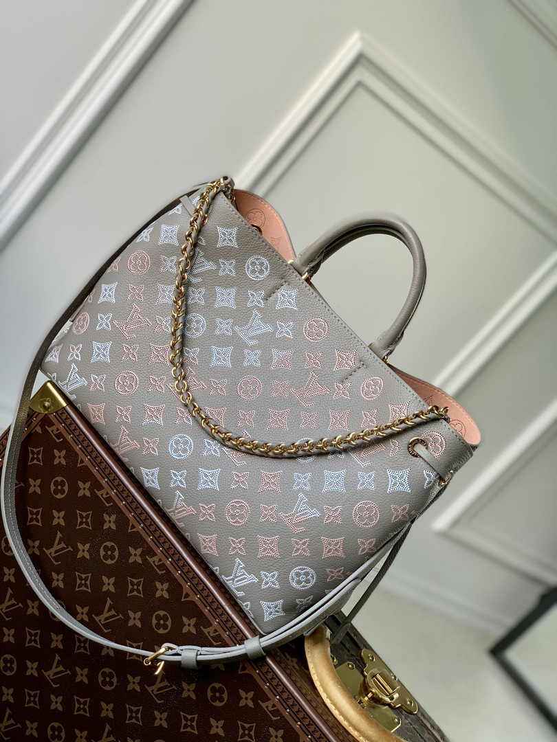 Louis Vuitton Bella Tote M23395 Gray Mahina Calfskin