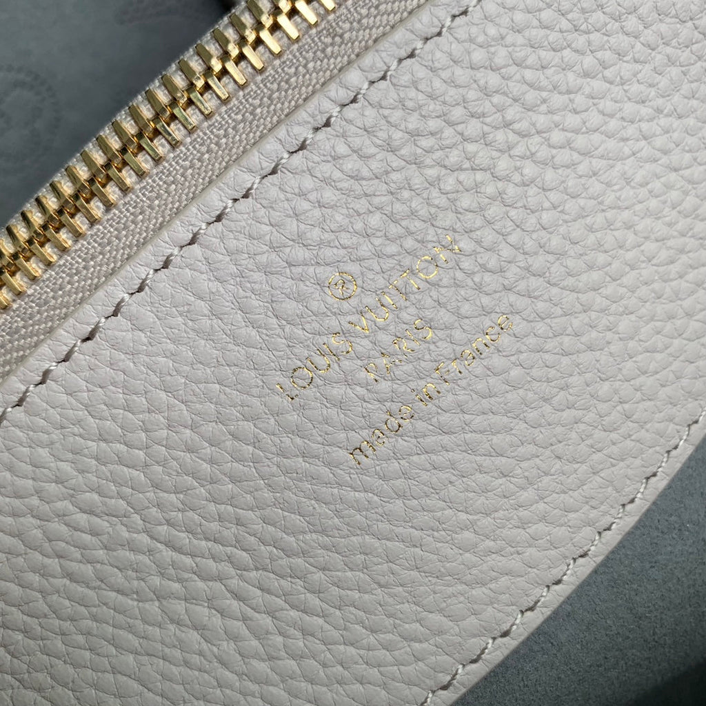 Louis Vuitton Bella Tote M12127 - Default Title - View 9